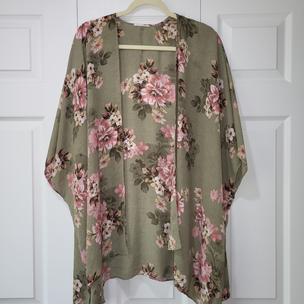 Maurices Floral Kimono,  One Size